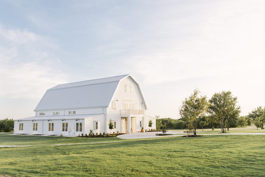 Chancey Charm Dallas Venue Highlight, The Nest at Ruth Farms, Chancey Charm Weddings, Dallas Wedding Planner and Coordinator, Dallas Wedding Venue, Texas Wedding Venue, White Barn Wedding Venue