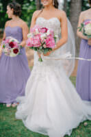 bride-bridesmaids-bouquet-wedding-day