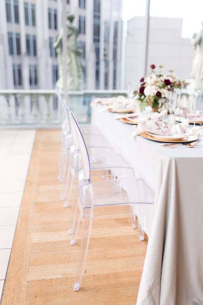 table-setting-wedding-modern